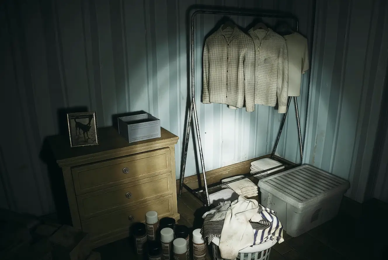 Obey the Voice 7 differences solution room comparison for full walkthrough